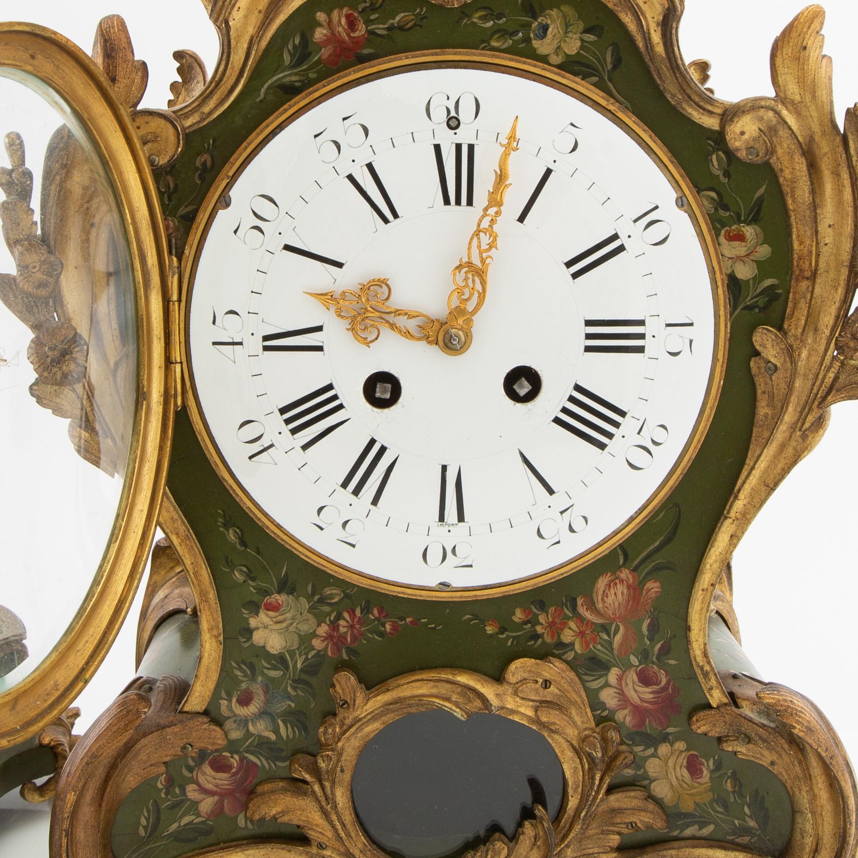 Console clock Louis XV style, first half of the 20th century.