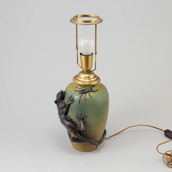A ceramic Ipsens Enke table light from Denmark.