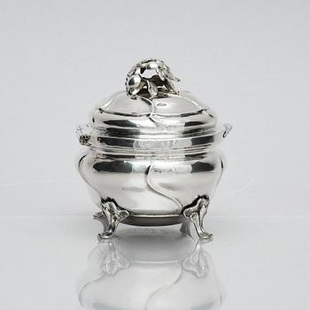 A Swedish Rococo 18th Century silver sugar-casket, marks of Petter Davidsson, Norrköping 1750.