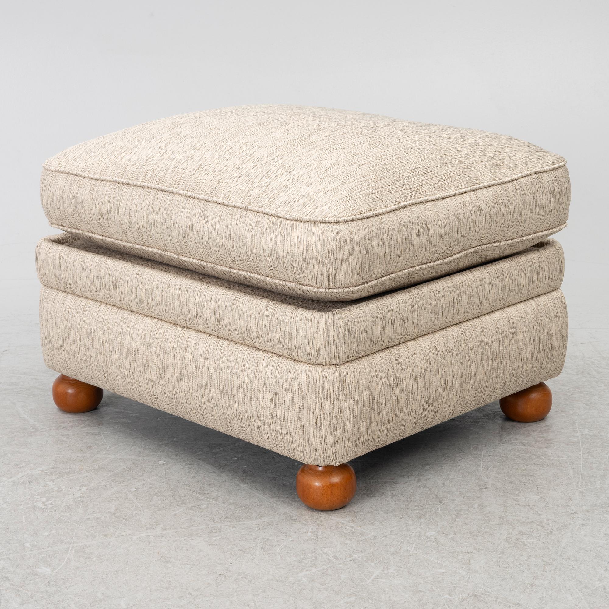 Josef Frank, Footstool, model 336, Svenskt Tenn.