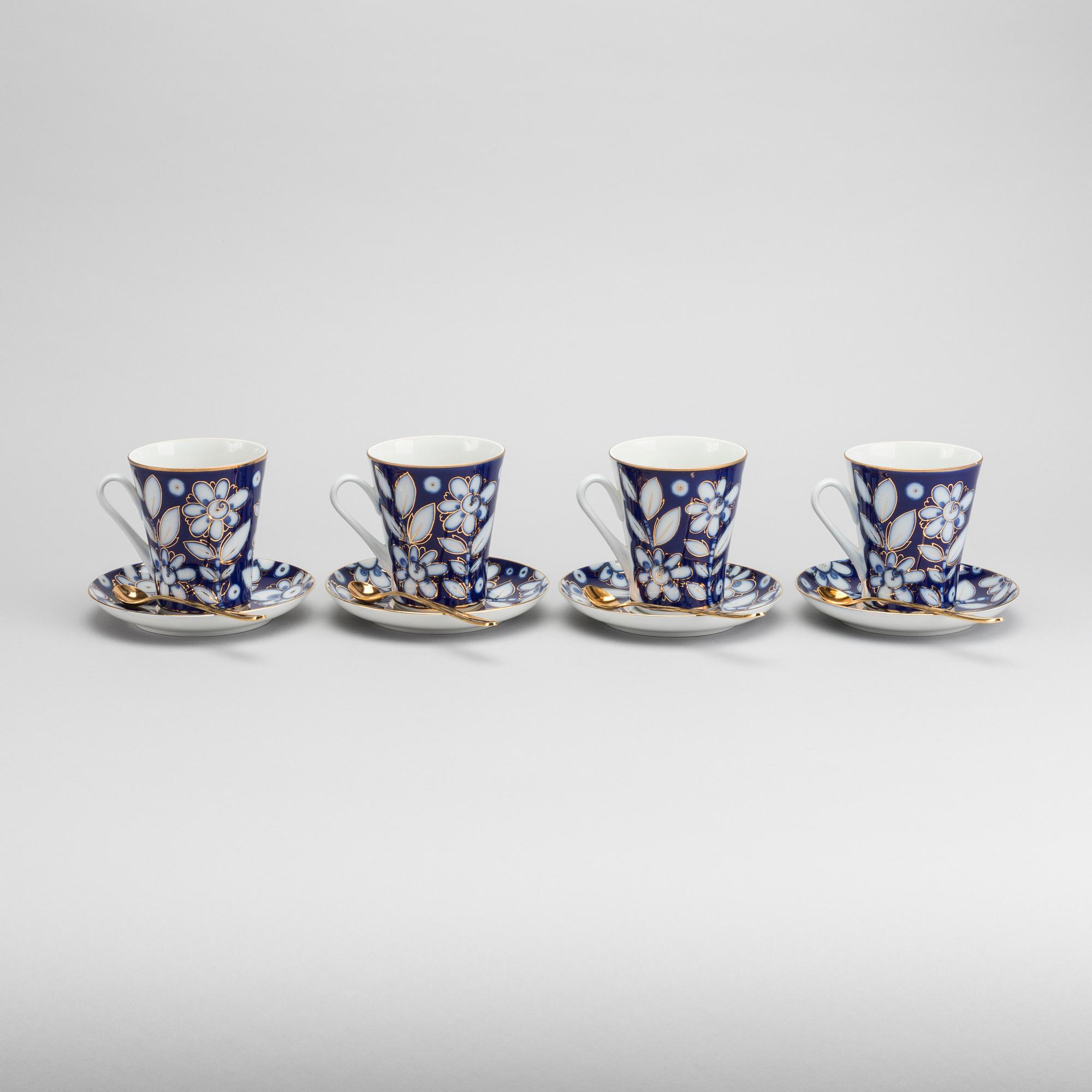 A SET OF FOUR PORCELAIN TEA CUPS FROM LOMONOSOV RUSSIA/USSR.