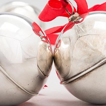 A set of six sterling silver Christmas balls, Turku 1995.