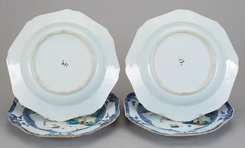 TALLRIKAR, 2+2 st, porslin, Kina, Qianlong (1736-95).