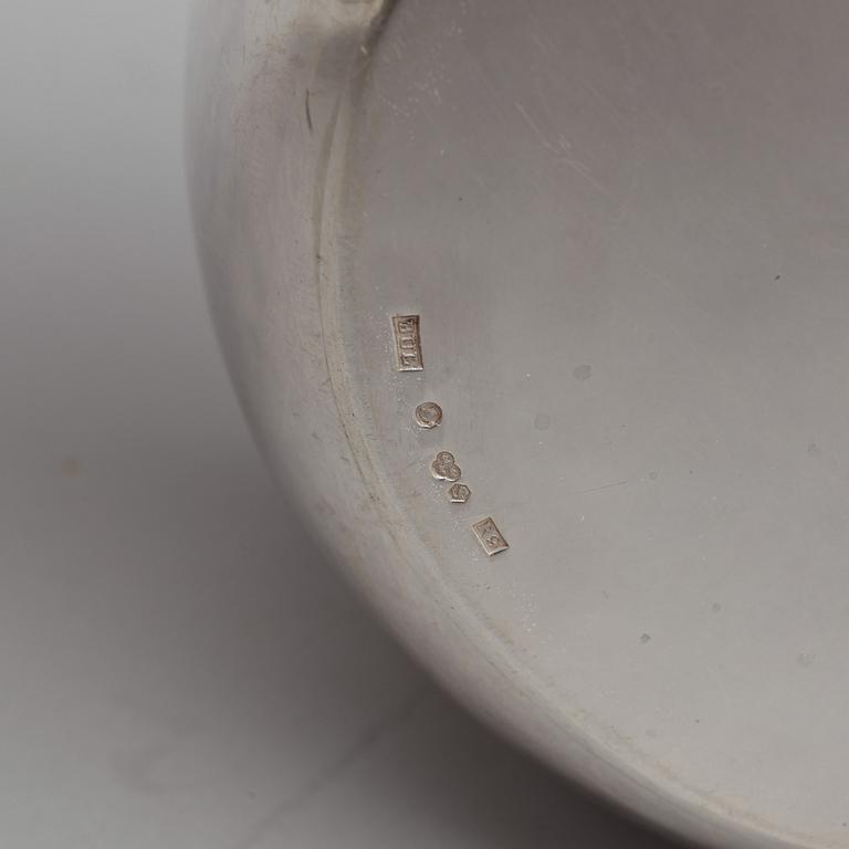 SÅSPANNA, silver resp ben, Bengt Liljedahl, Stockholm 1967. Vikt: 265 gram.