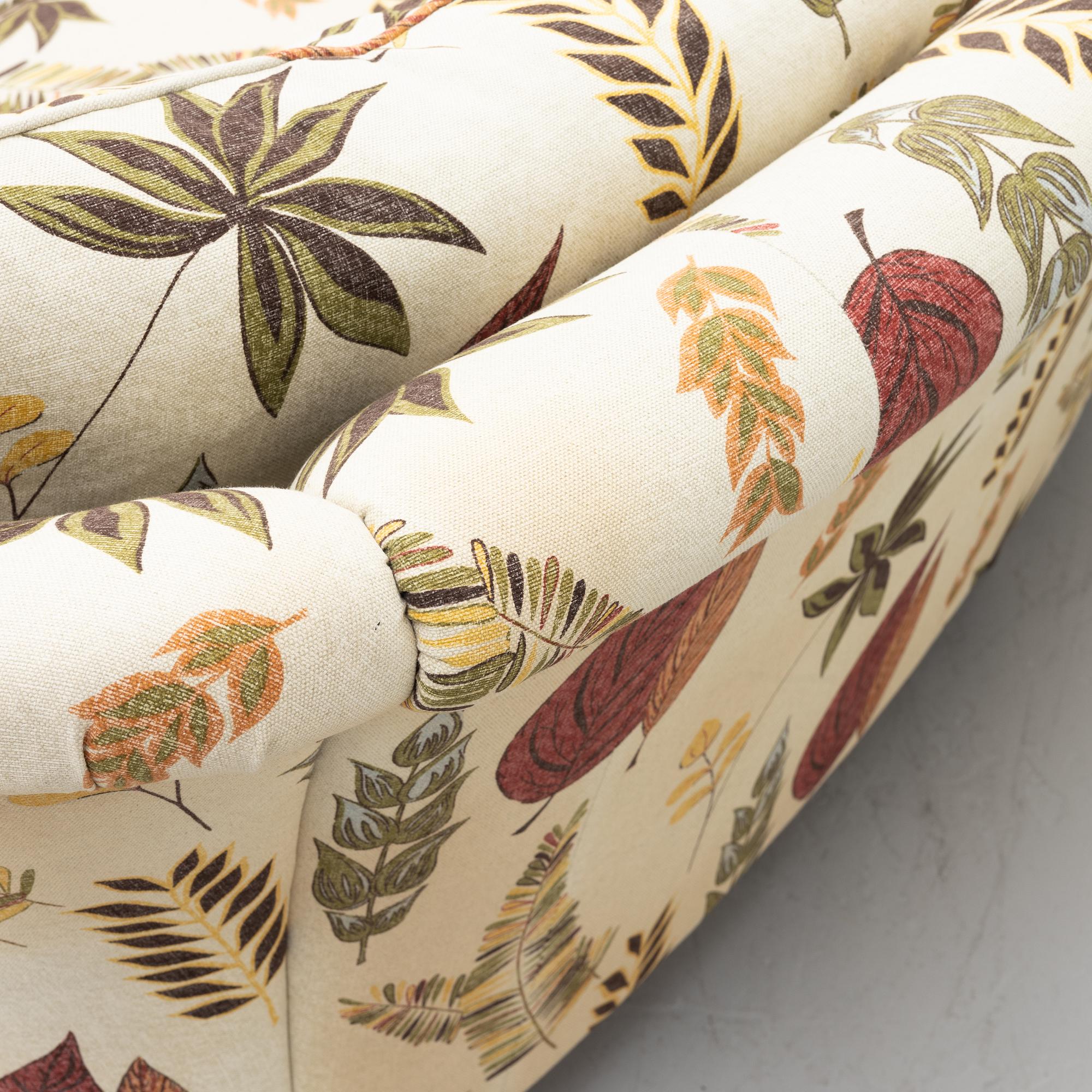 A curved sofa from Bröderna Andersson.