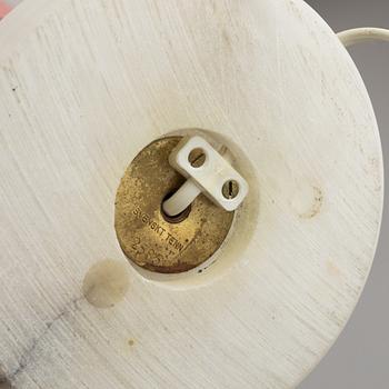 Bordslampor, ett par, modell "2585", Firma Svenskt Tenn.