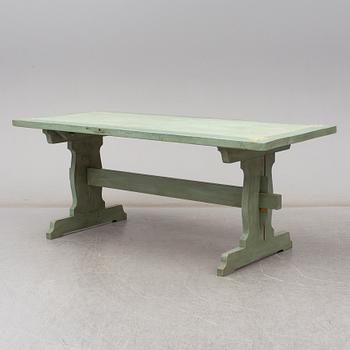 A trestle table, second half of the 20th century.