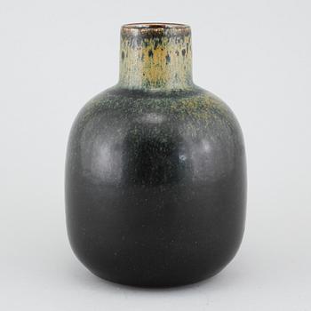 Unique stoneware vase by CARL-HARRY STÅLHANE, Rörstrand, signed, second half of the 20th century.