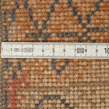 CARPET. "Florentinisches villenviertel”. Machine made pile. 202 x 139 cm. After a work of Art by Paul Klee from 1926.