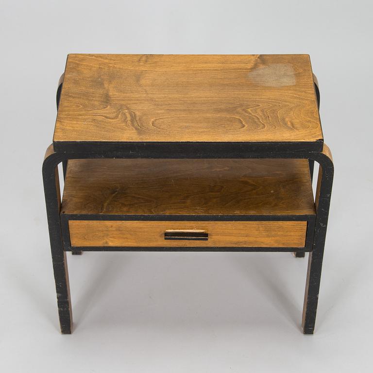 Alvar Aalto, sidobord, modell 87,  O.Y. Huonekalu- ja Rakennustyötehdas A.B. 1930/1940-tal.