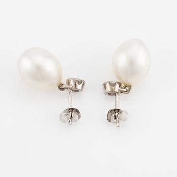 Earrings, a pair, with cultured pearls and brilliant-cut diamonds.