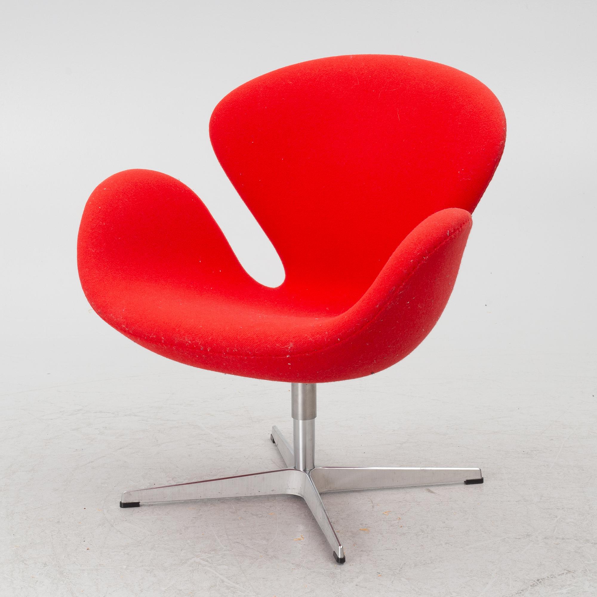 Arne Jacobsen, Fåtölj, "Svanen", Fritz Hansen, Danmark, 2000-tal.