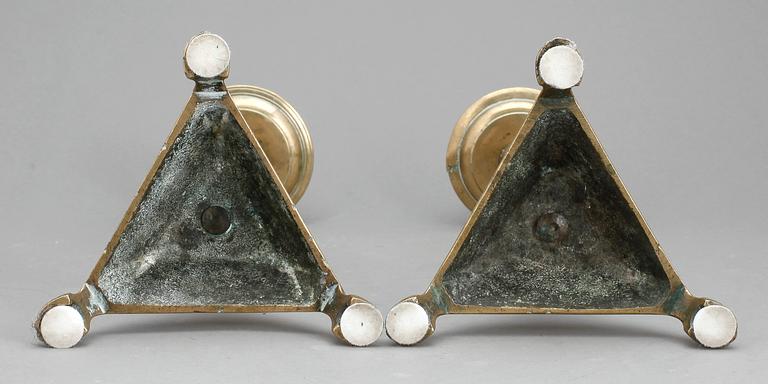 ALTARLJUSSTAKAR, ett par, mässing, barock, 1700-tal.