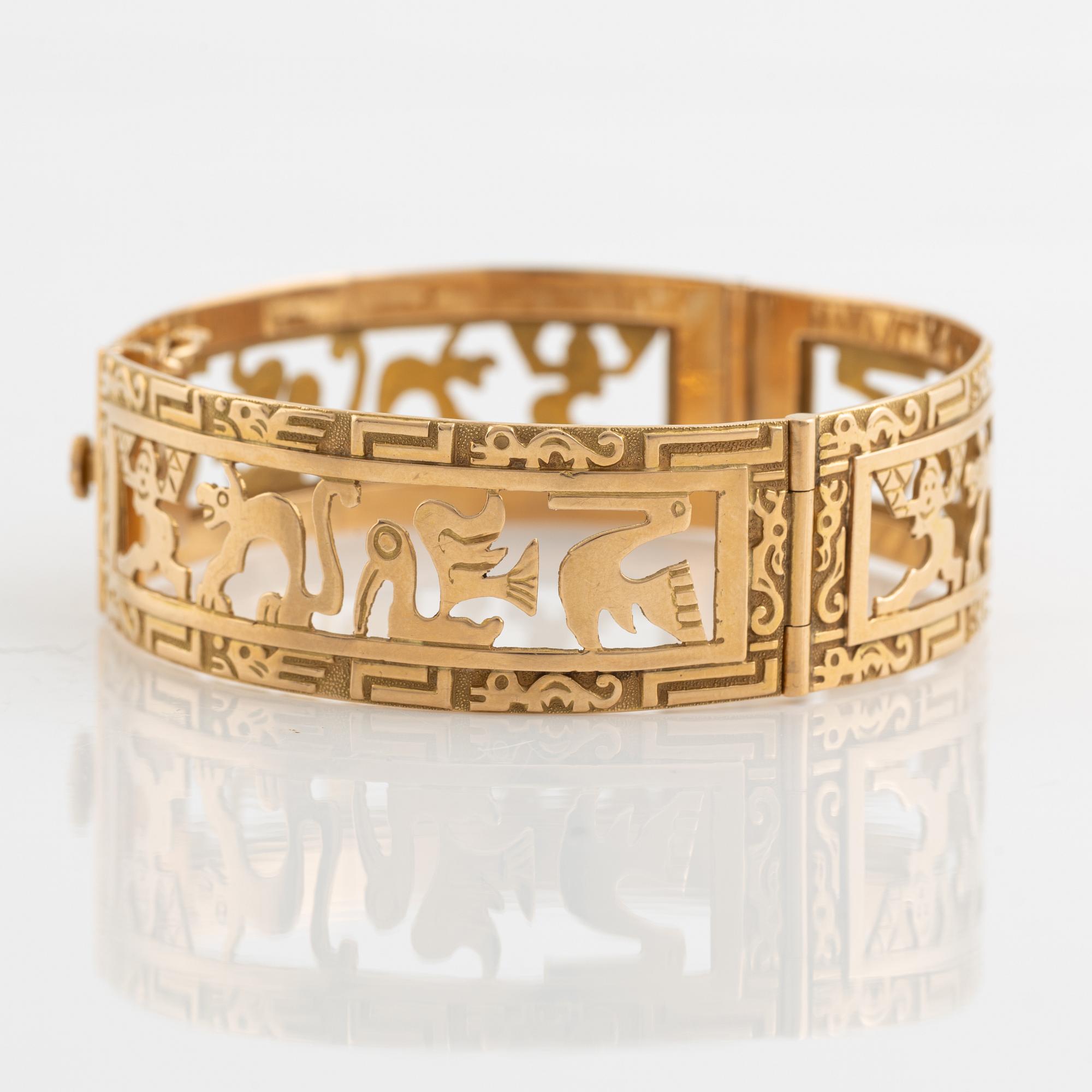 18K gold animal pattern panel bangle.