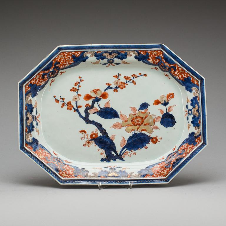STEKFAT, porslin, Kina, Qianlong, 1736-1795.