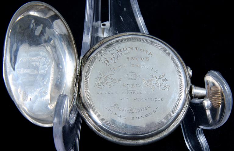 FICKUR, 2 st, låghaltigt silver, "Remontoir Ancre" samt "International Watch Co Schaffahusen". 1900-tal.