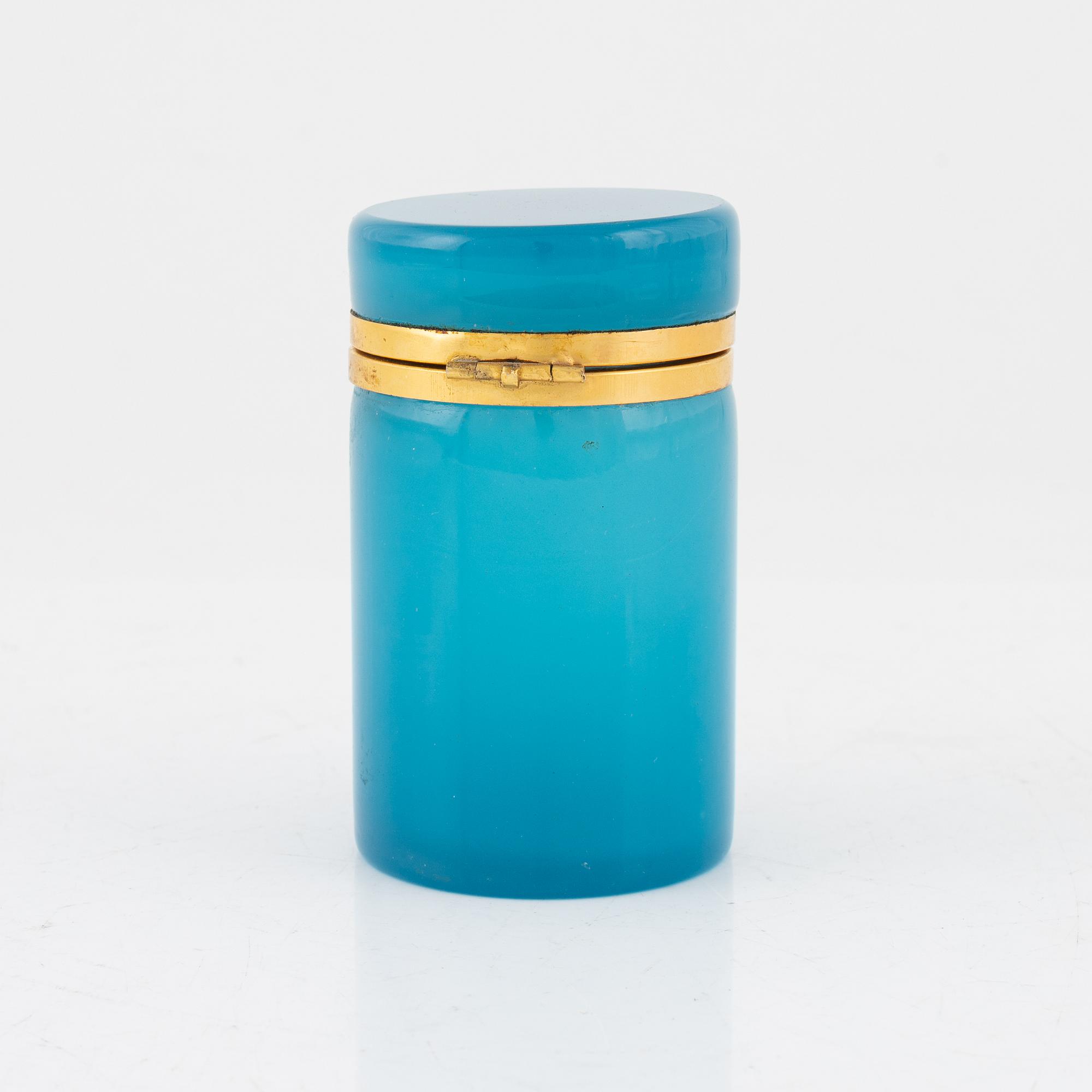 A Fratelli Ferro glass box from Murano, Italy, mid 20th Century.