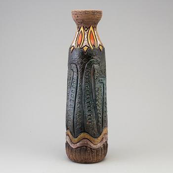 A stoneware vase by Marian Zawadski for Tilgmans Keramik, signed and dated 1964.