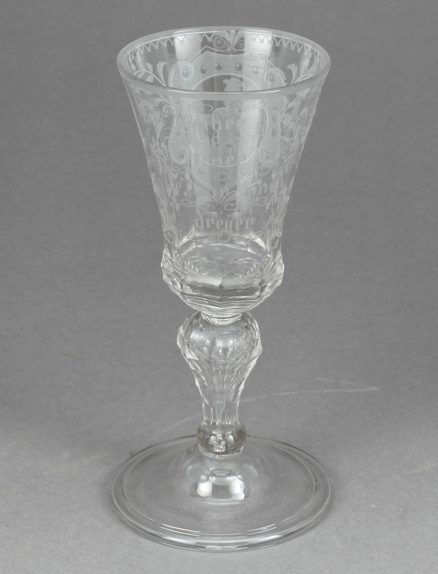 VINGLAS, glas, 1700-talets mitt.