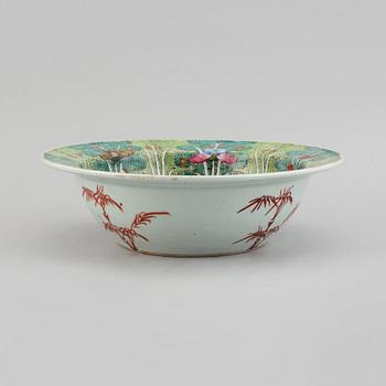 A famille rose 'Cabbage' basin, Qing dynasty, 19th Century.