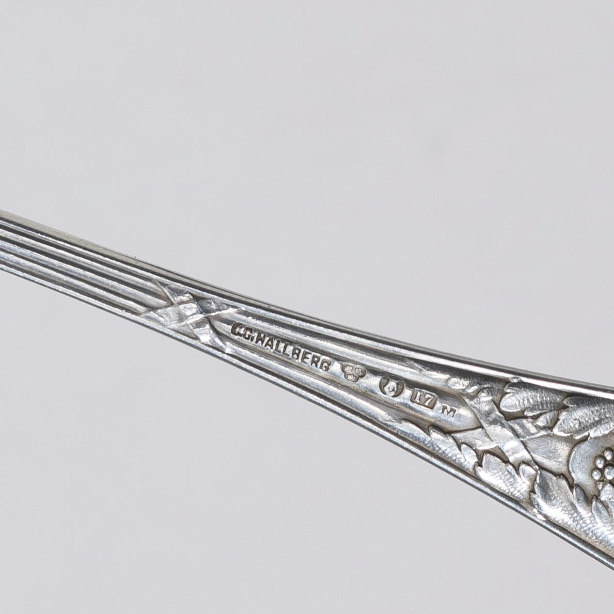 C.G. Hallberg, A Swedish silver cutlery set, model "Louis XVI", Stockholm 1911-1917 (178 pieces).