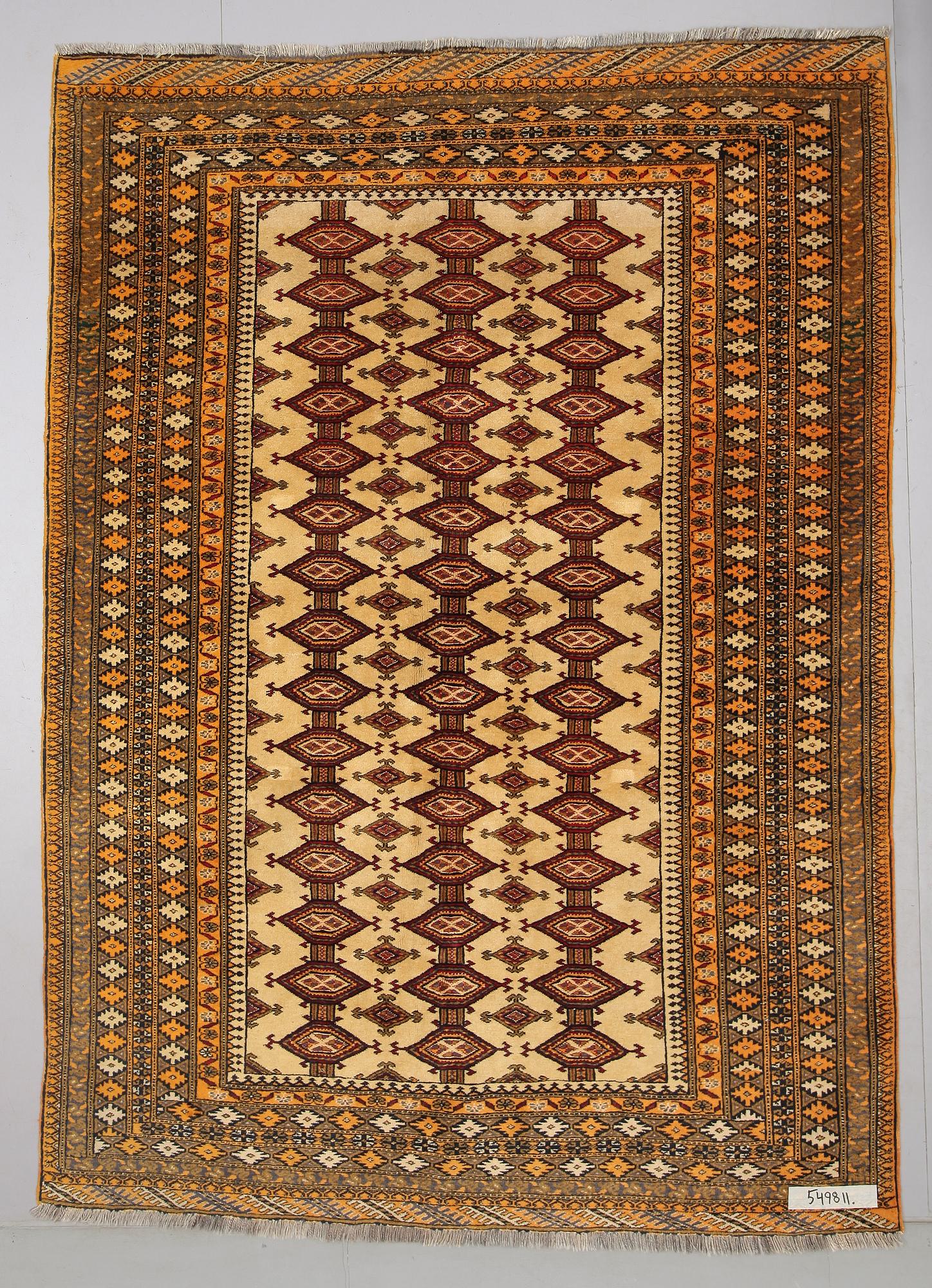 MATTA, orientalisk, ca 278 x 200 cm.