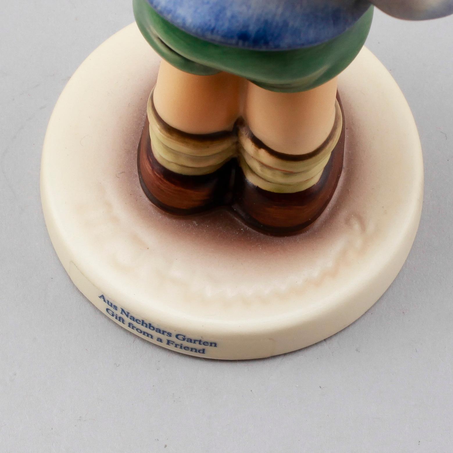 FIGURER, 6 st, porslin, MJ Hummel, Goebel, en 1950-tal, fem 1990-tal.