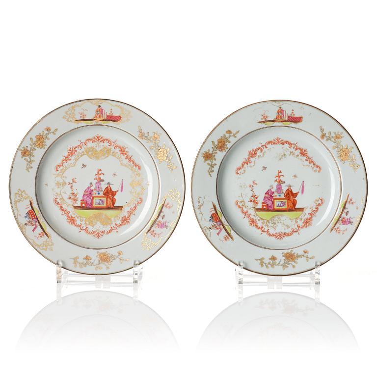 A pair of European Subject dishes, Qing dynasty, Qianlong (1736-95).