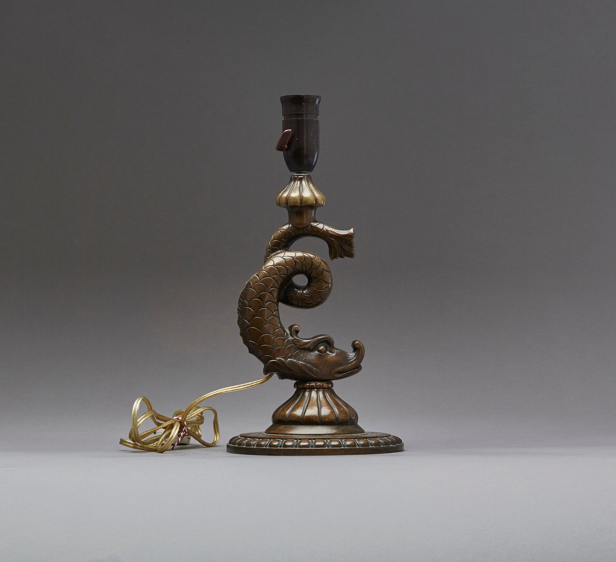 BORDSLAMPA, brons, 1900-talets första hälft.