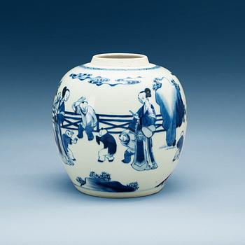 1556. A blue and white jar, Qing dynasty, Kangxi (1662-1722).