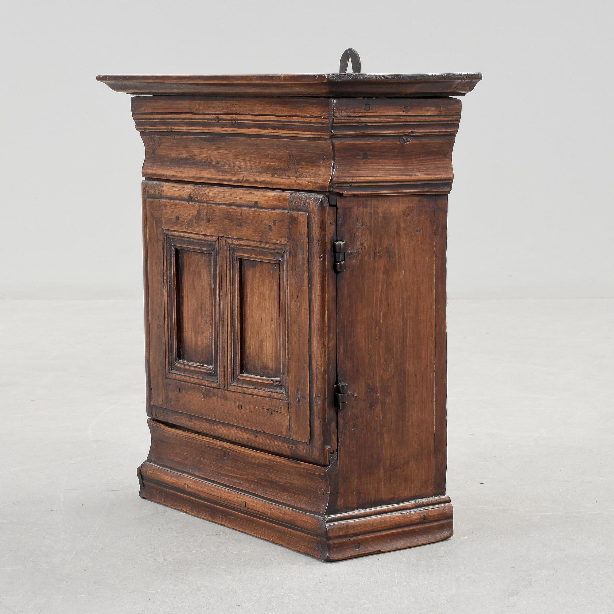 VÄGGSKÅP, Barock, 1700-tal.