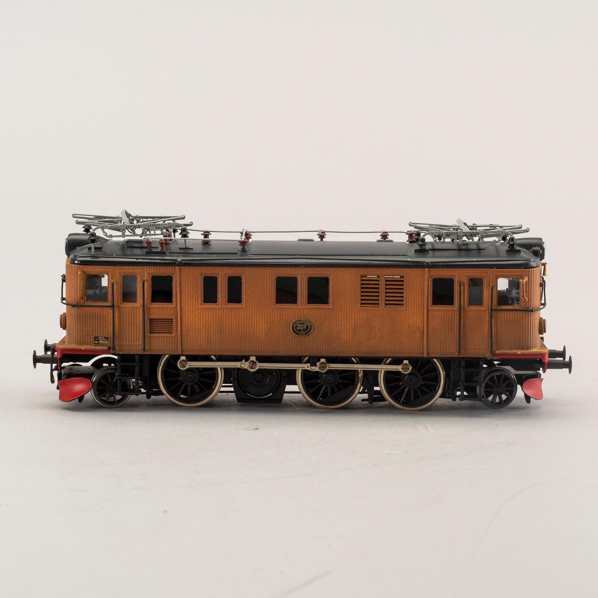 an electric locomotive litt Dg-207 from Jeco.