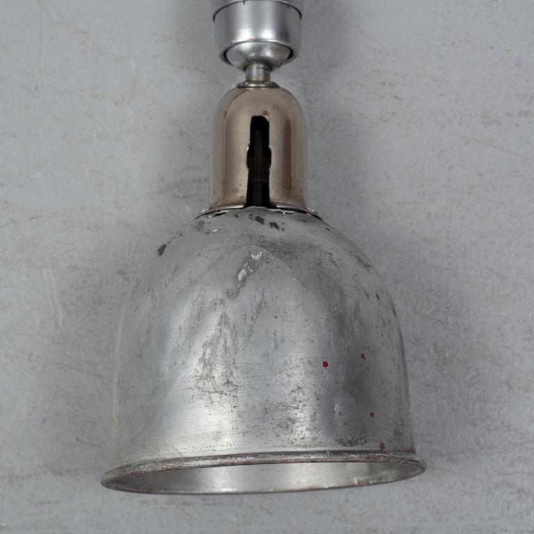 A 'Triplex-Pemdel' industrial lamp, mid 20th Century.