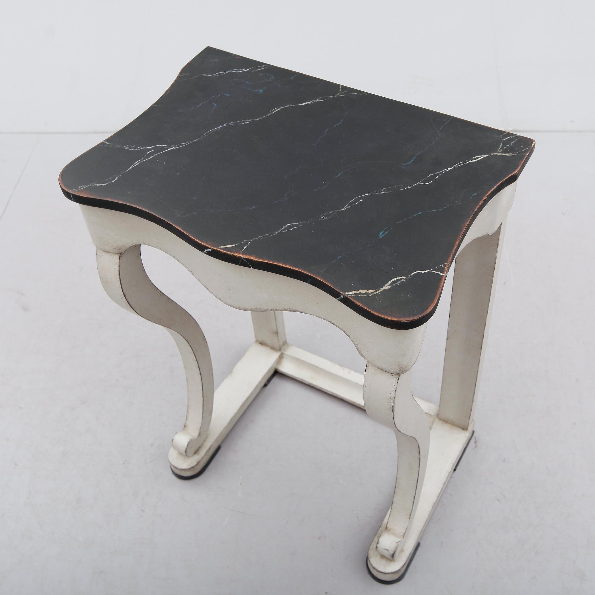 KONSOLBORD, 1800-tal.