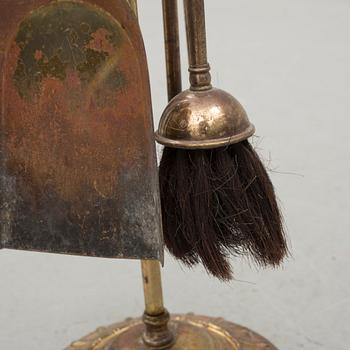 BRASSKÄRM samt BRASSET, mässing, 1900-tal.