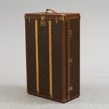 TRUNK/WARDROBE, Louis Vuitton.