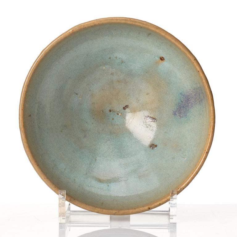 A jun glazed bowl, Yuan/Ming dynasty.