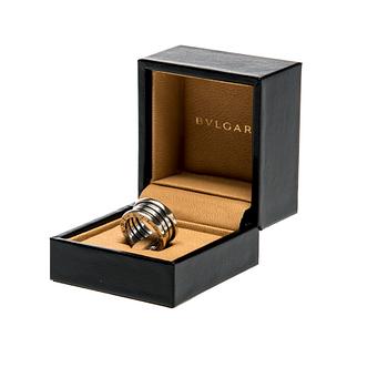RING, 18K vitguld, "B.Zero1", Bulgari. Vikt ca 11,7 g.