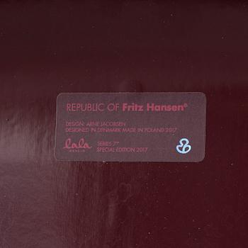 Arne Jacobsen, a pair of 'Sjuan' chairs, special edition Lala Berlin, Republic of Fritz Hansen, 2017.