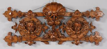 DEKORATIONSELEMENT, omkring sekelskiftet 1800/1900.