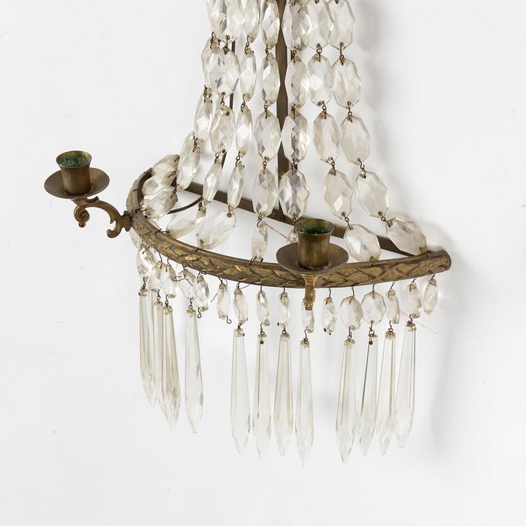 A pair of Gustavian style wall sconces, early 20th Century.