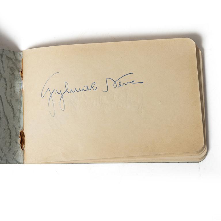 Autograph collection, Brazil’s national football team, 1958 World Cup, two notebooks.