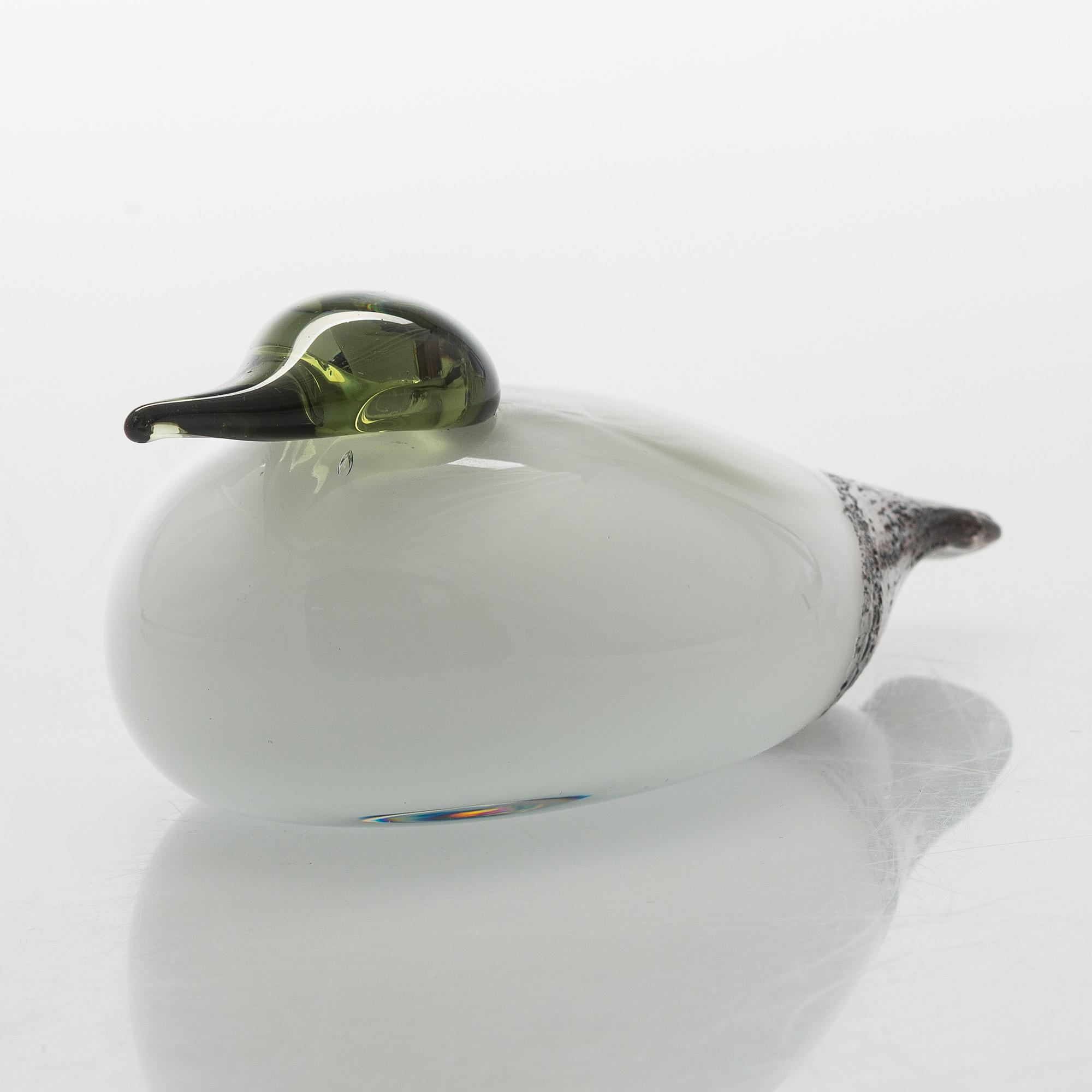Oiva Toikka, an "Eider" glass bird, signed O. Toikka Nuutajärvi.