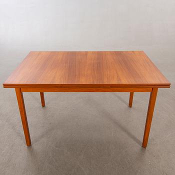 A 1960/70s dining table.