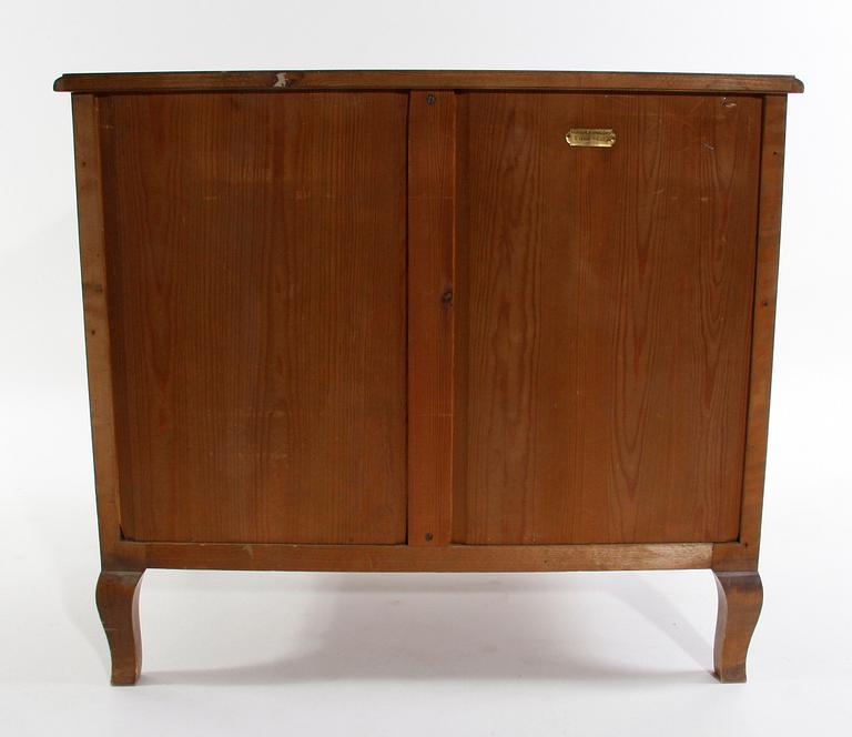 BYRÅ. Märkt Nordiska Kompaniet. 1920-tal.