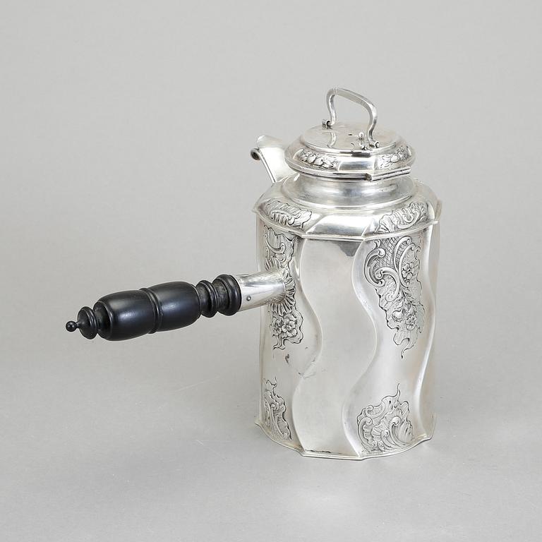 KAFFEKANNA, silver, S & M Benzen, Köpenham 1899. Vikt ca 605 gram.
