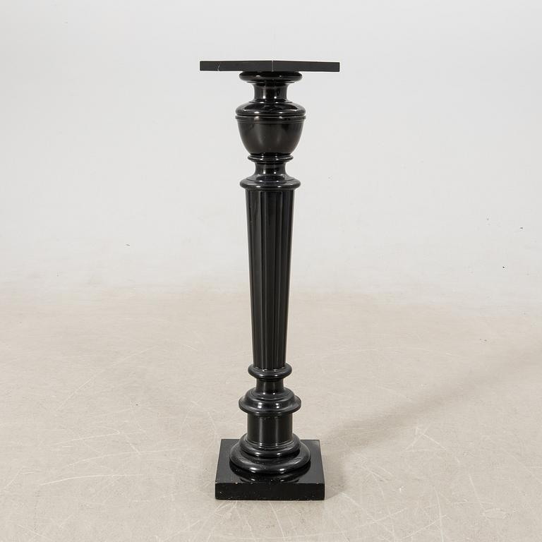 Pedestal early 20th century.