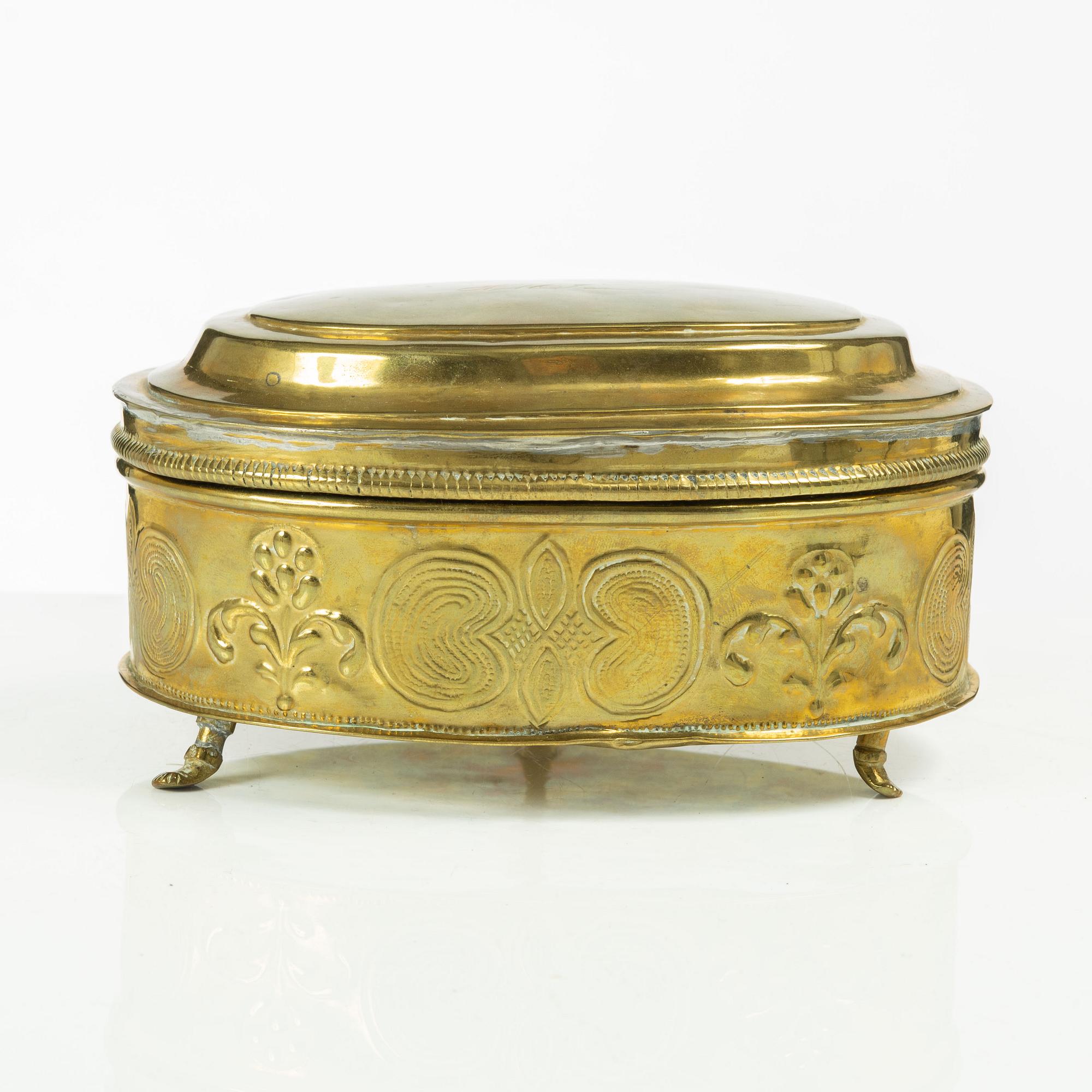 Sockerskrin, av Heinrich H. Werner (mässingslagare i Jönköping, f. 1703-d-1790), Senbarock.