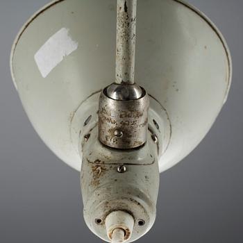 BORDSLAMPA, Triplex lillpendel, Johan Petter Johansson, 1900-talets första hälft.