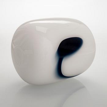 Timo Sarpaneva, an art object 'Blues' signed Timo Sarpaneva 15 / 1987.